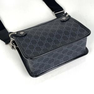 Gucci Shoulder Bag