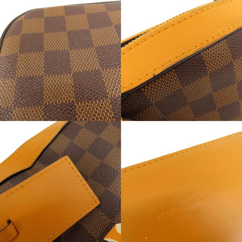 Louis Vuitton Shoulder Bags