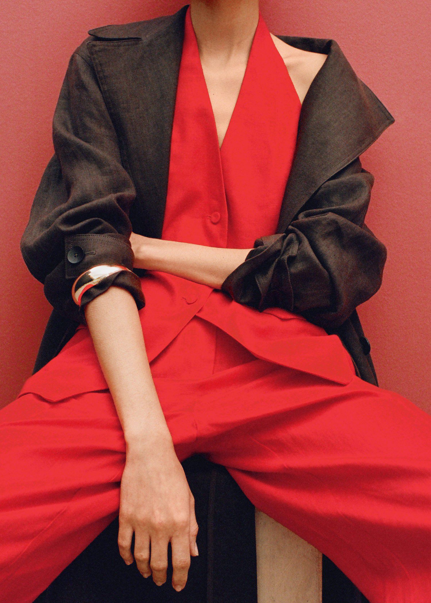 Linen halter-neck suit waistcoat