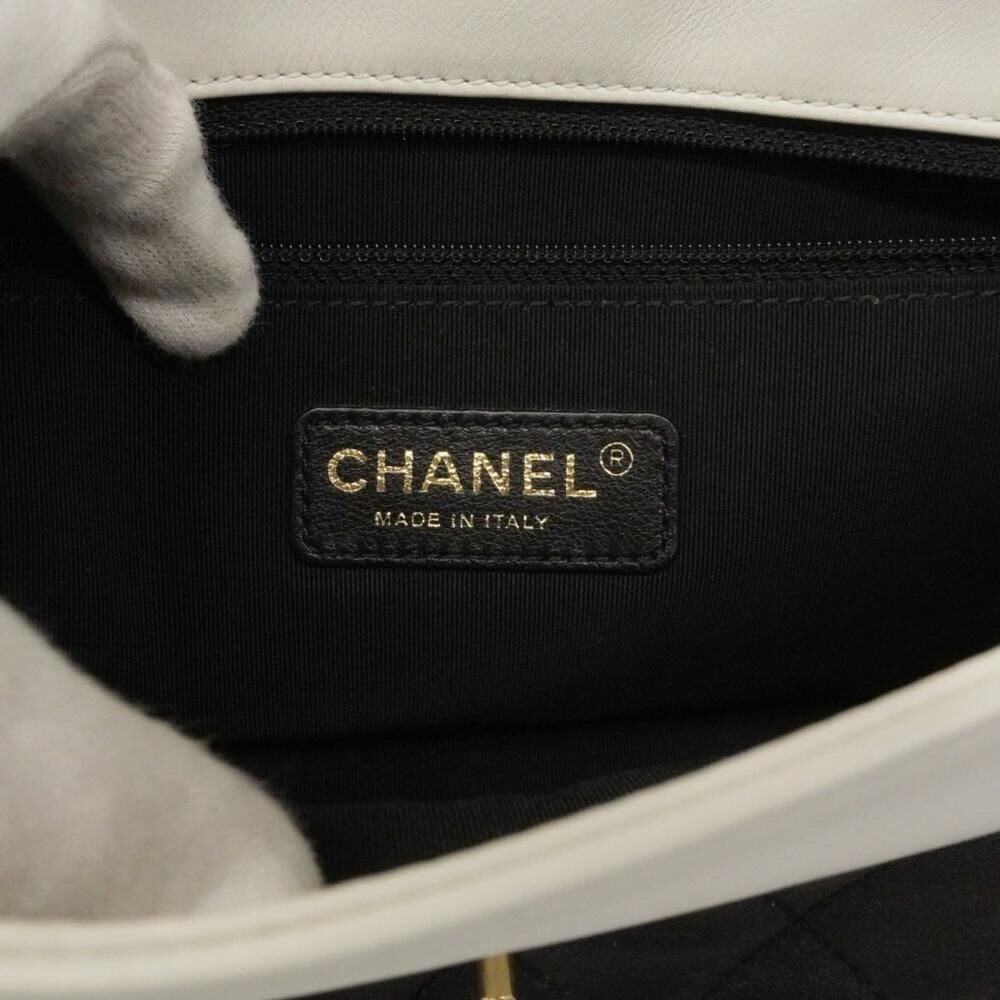 Chanel Shoulder Bag