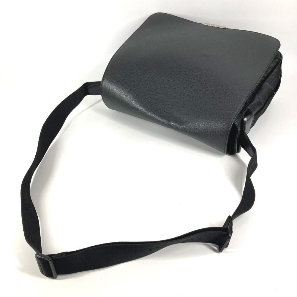 Louis Vuitton District