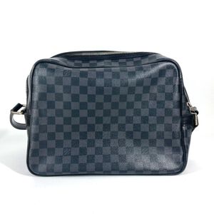 Louis Vuitton Messenger