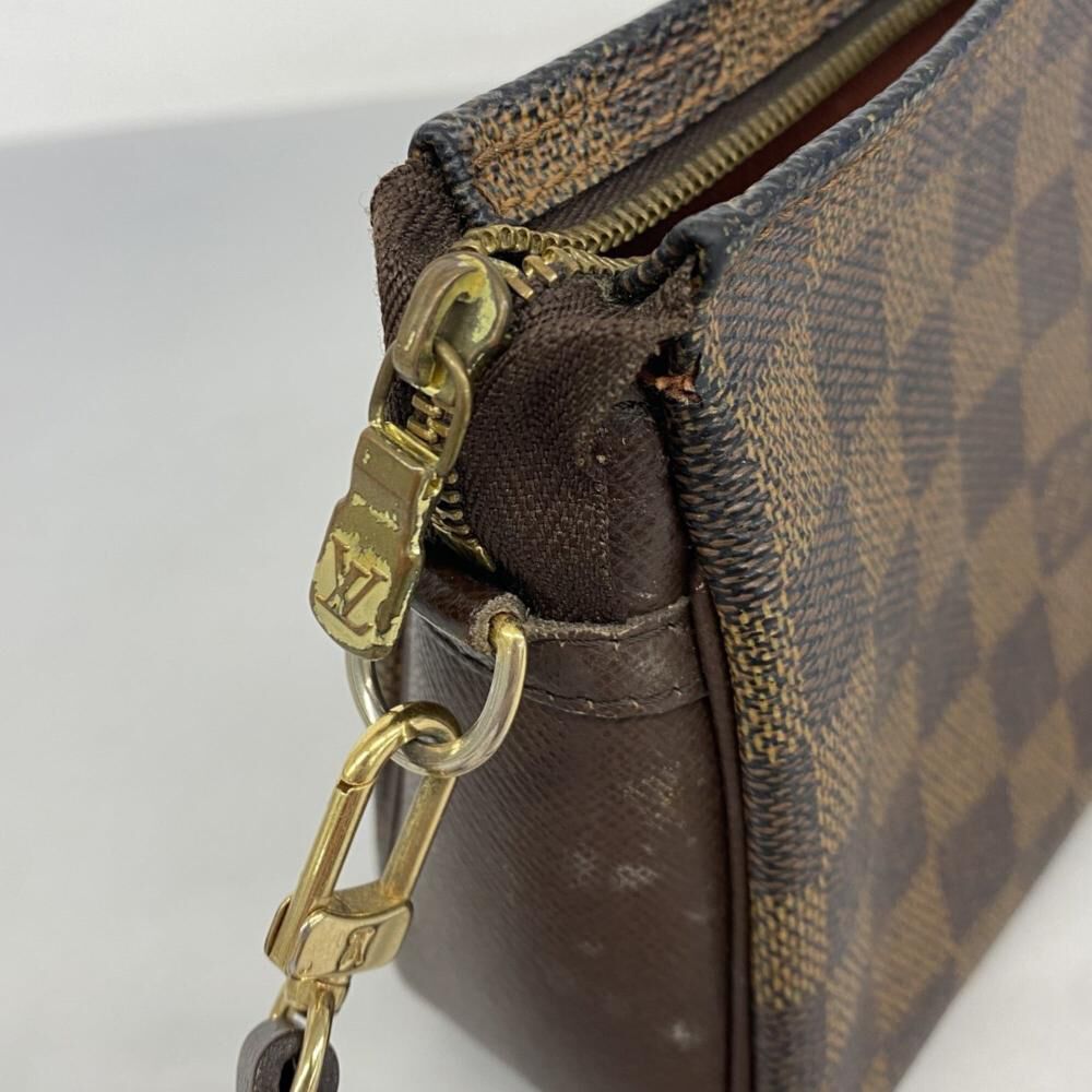 Louis Vuitton Trousse Makeup