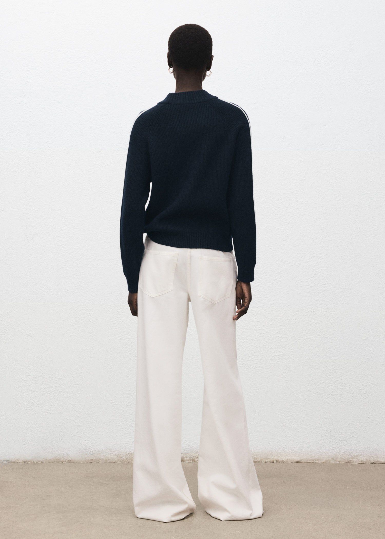 Knitted sweater with perkins neck