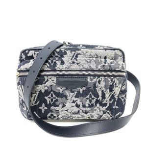 Louis Vuitton Shoulder Bags