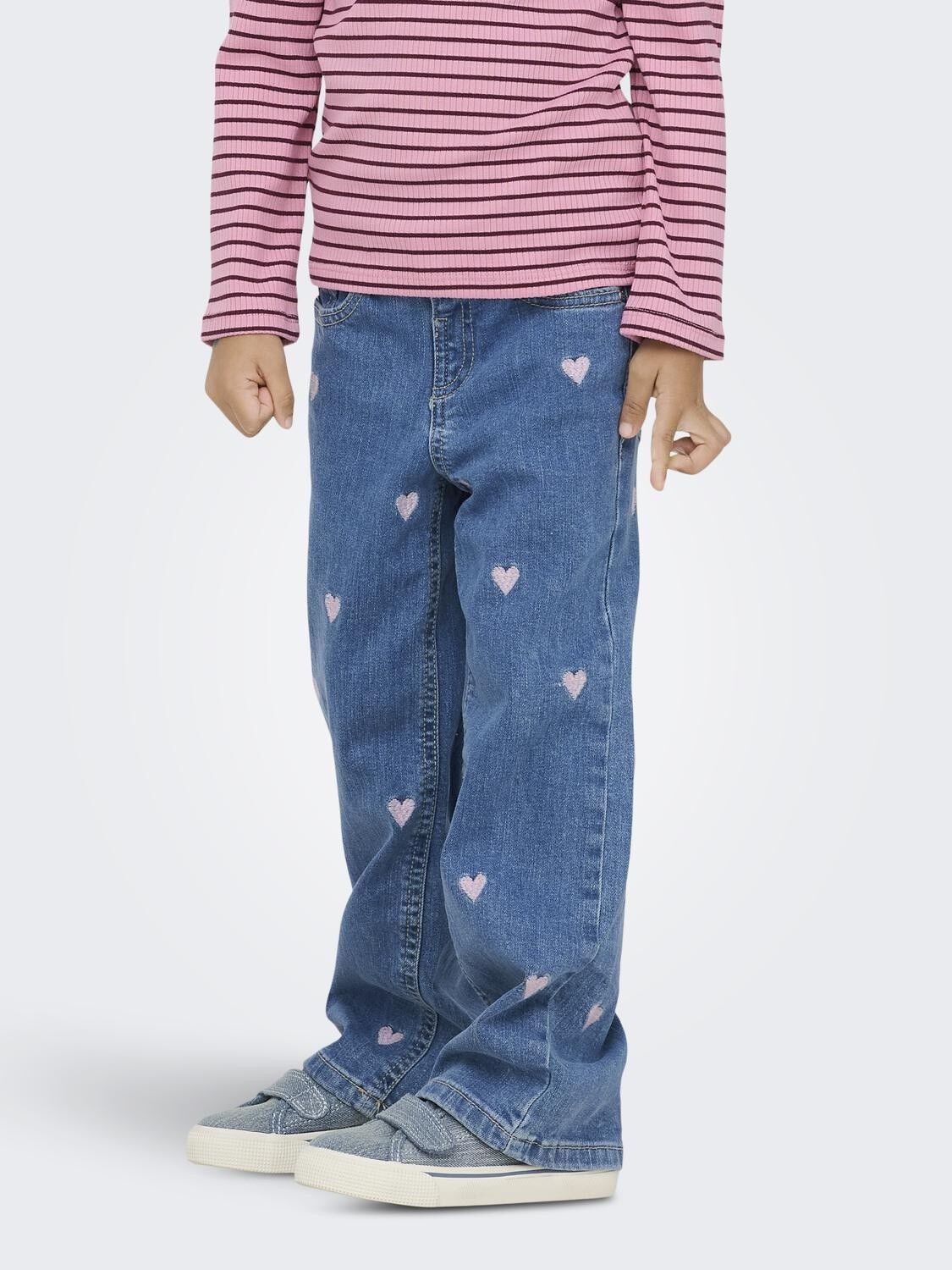 KMGJUICY WIDE LEG HEART EMB JEANS N