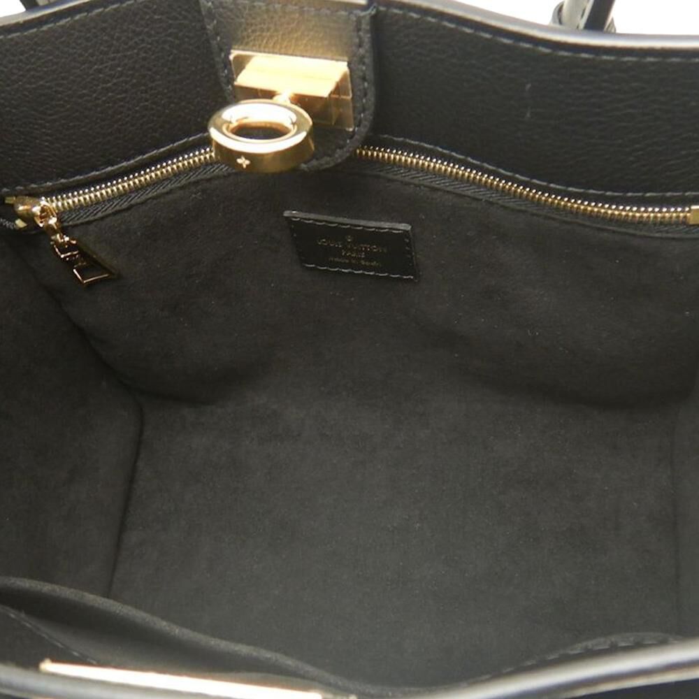 Louis Vuitton On My Side