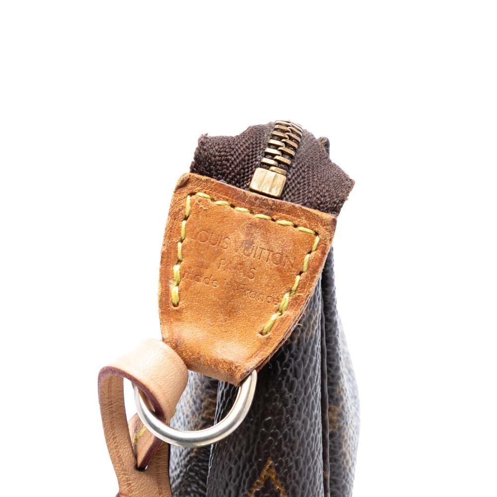 Louis Vuitton Pochette Accessoires