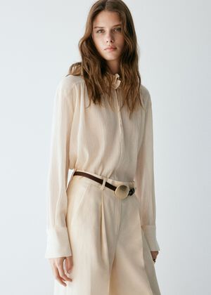 Flowy ruffle blouse