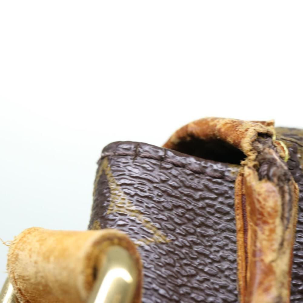 Louis Vuitton Menilmontant