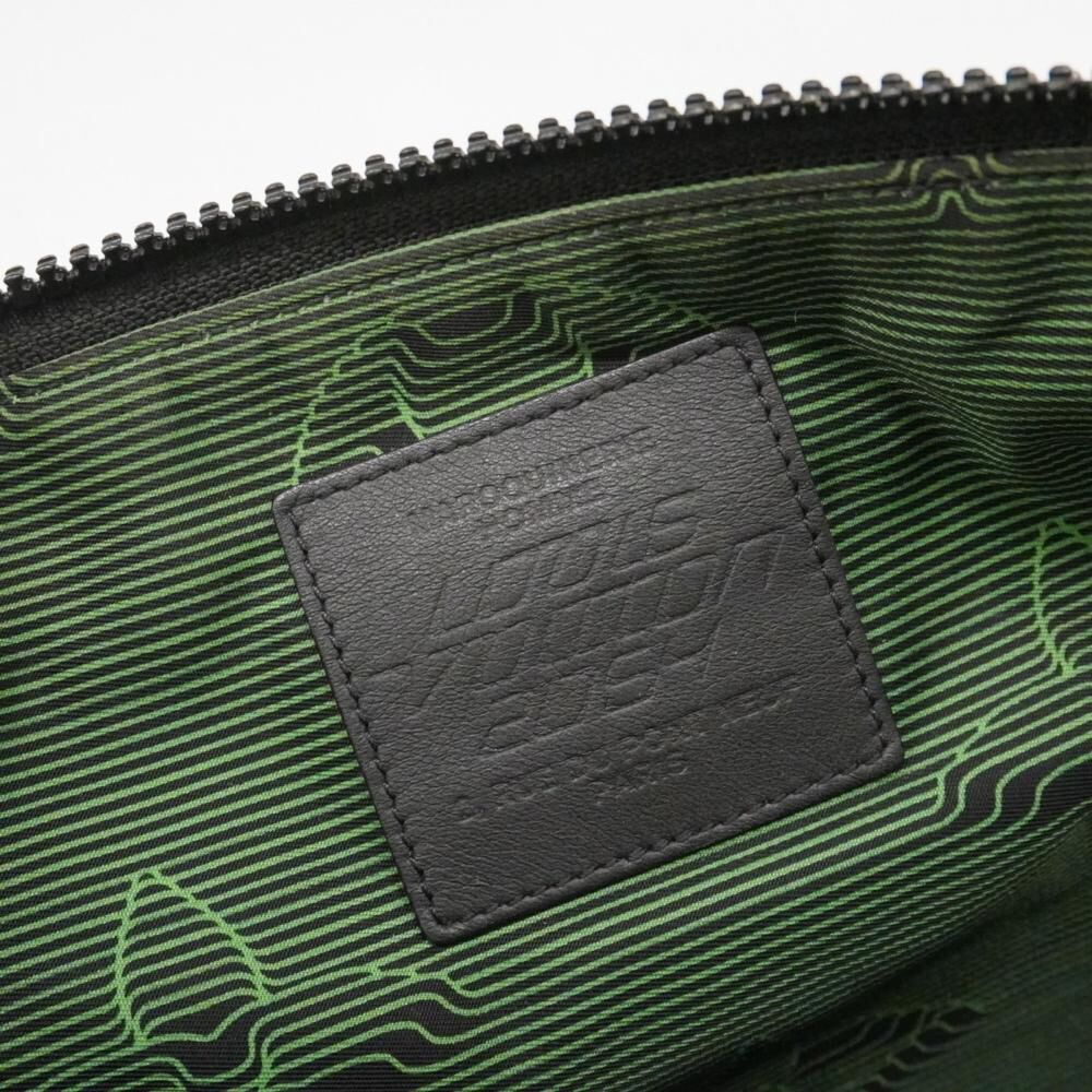 Louis Vuitton Clutch