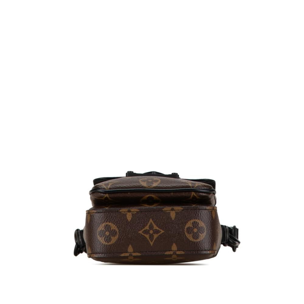 Louis Vuitton Crossbody Bag