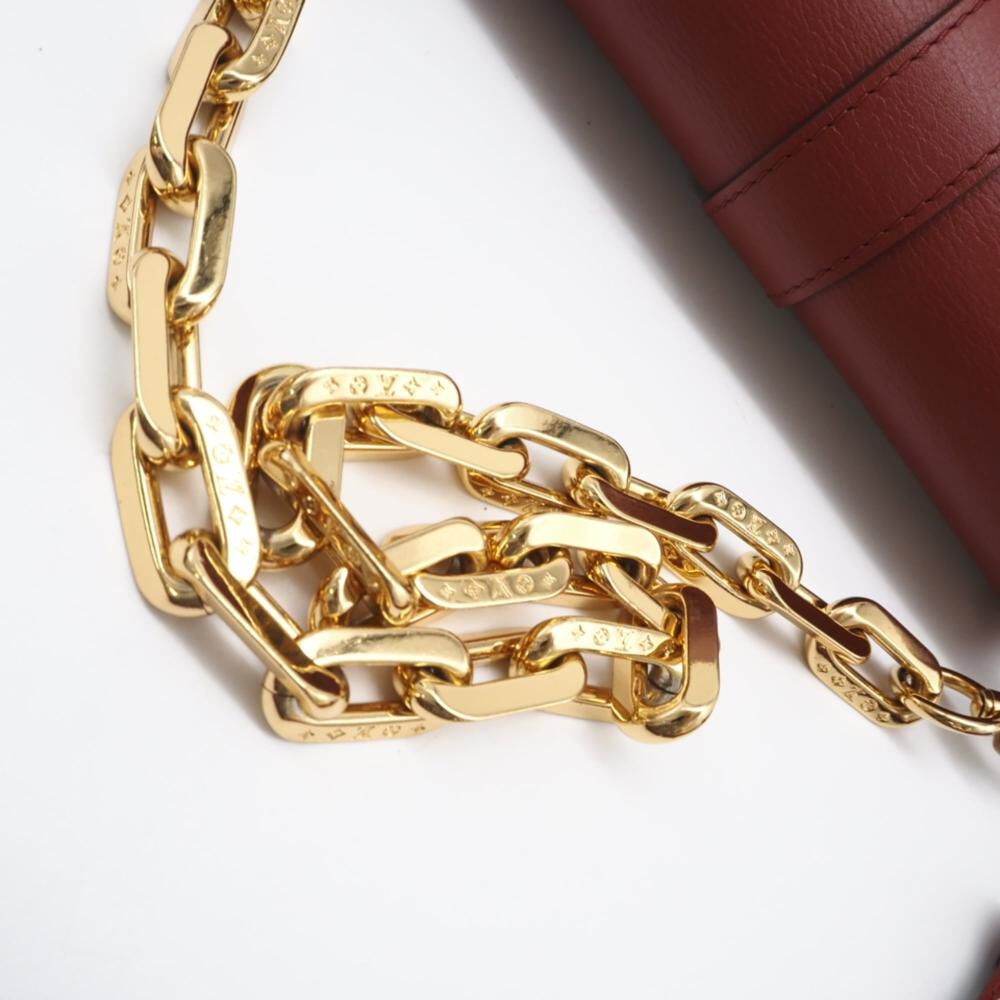 Louis Vuitton Shoulder Bags