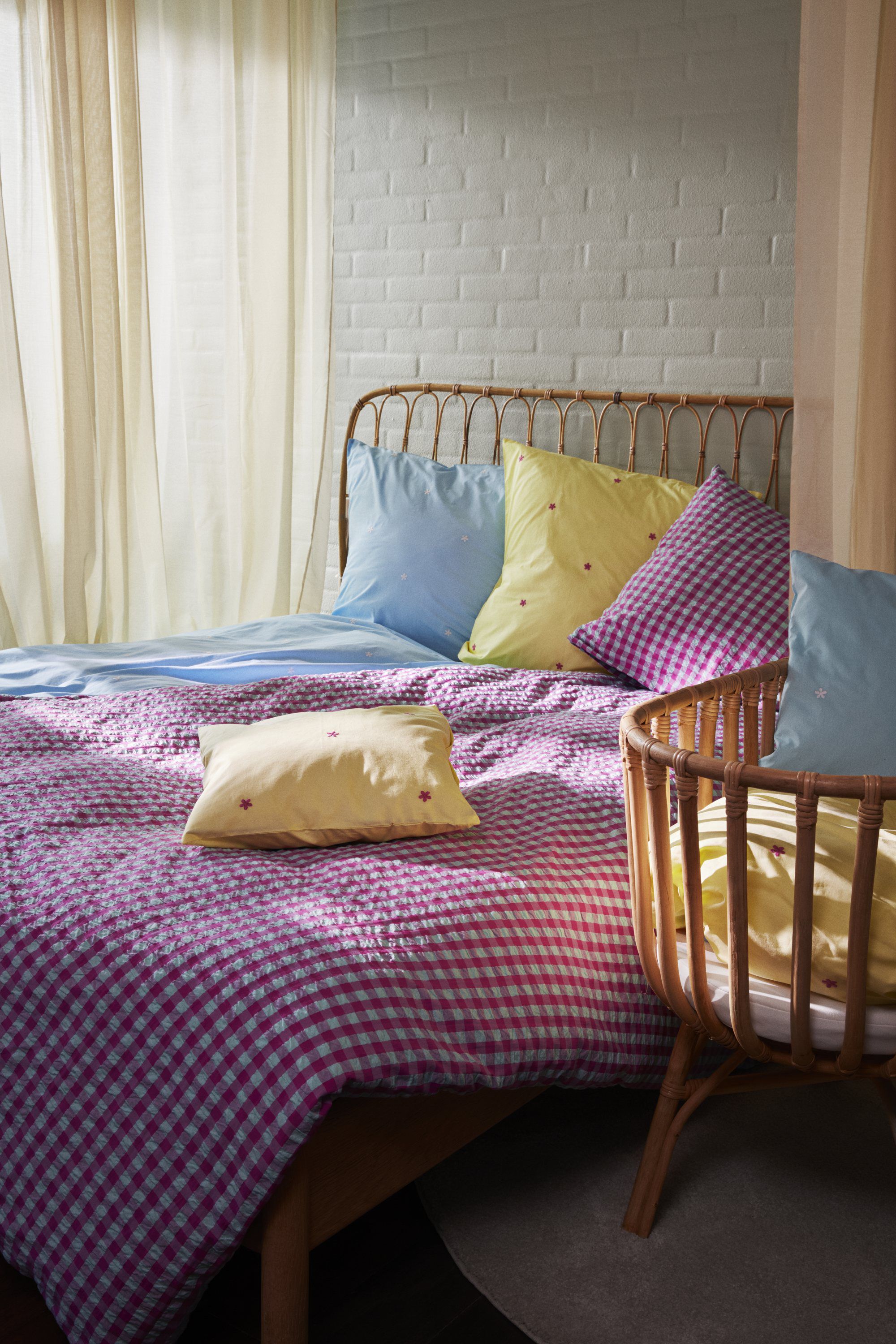 B&aelig;k&B&oslash;lge Senget&oslash;j 200x220 cm fuchsia/mint DK