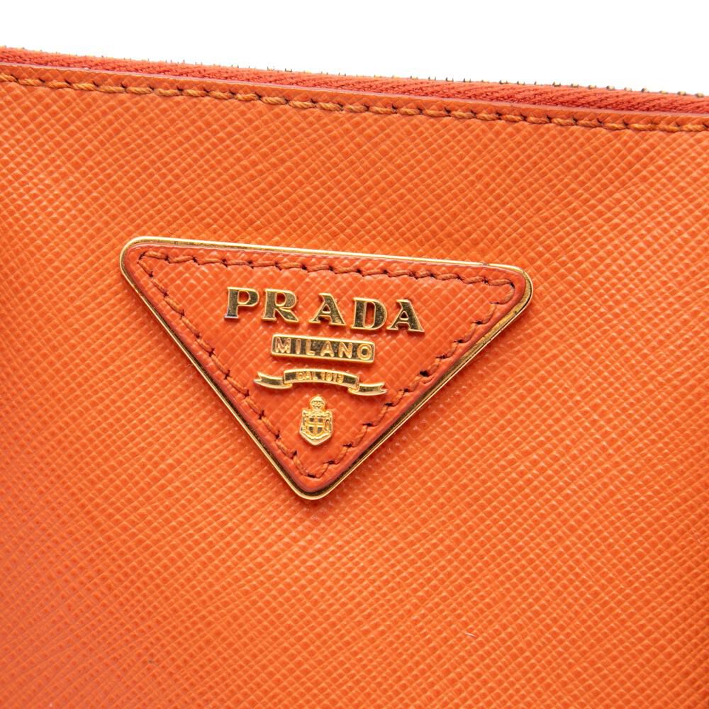 Prada Promenade