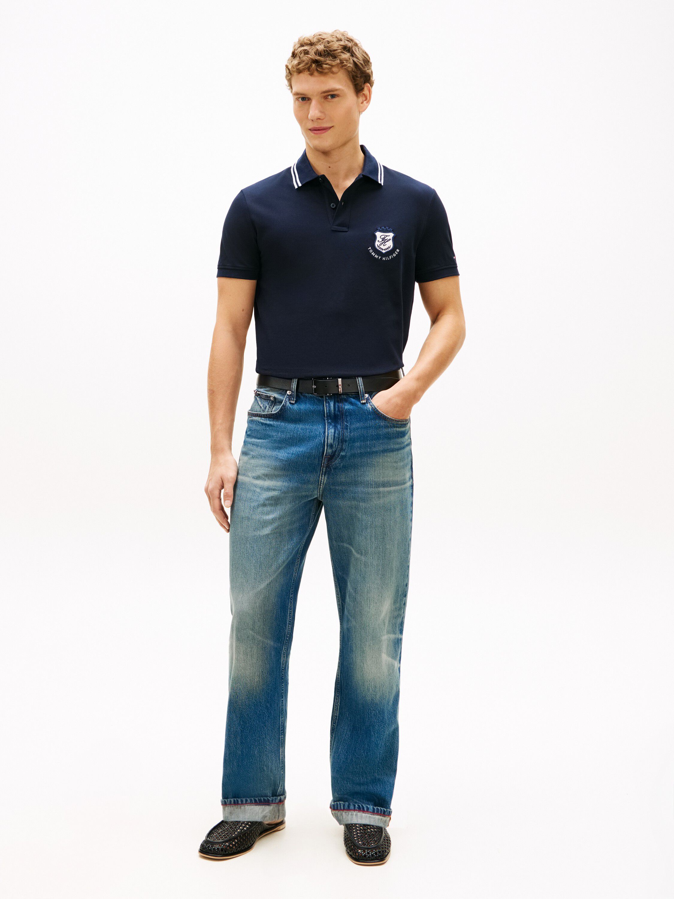 Regular Fit Crest Appliqu&eacute; Polo Shirt