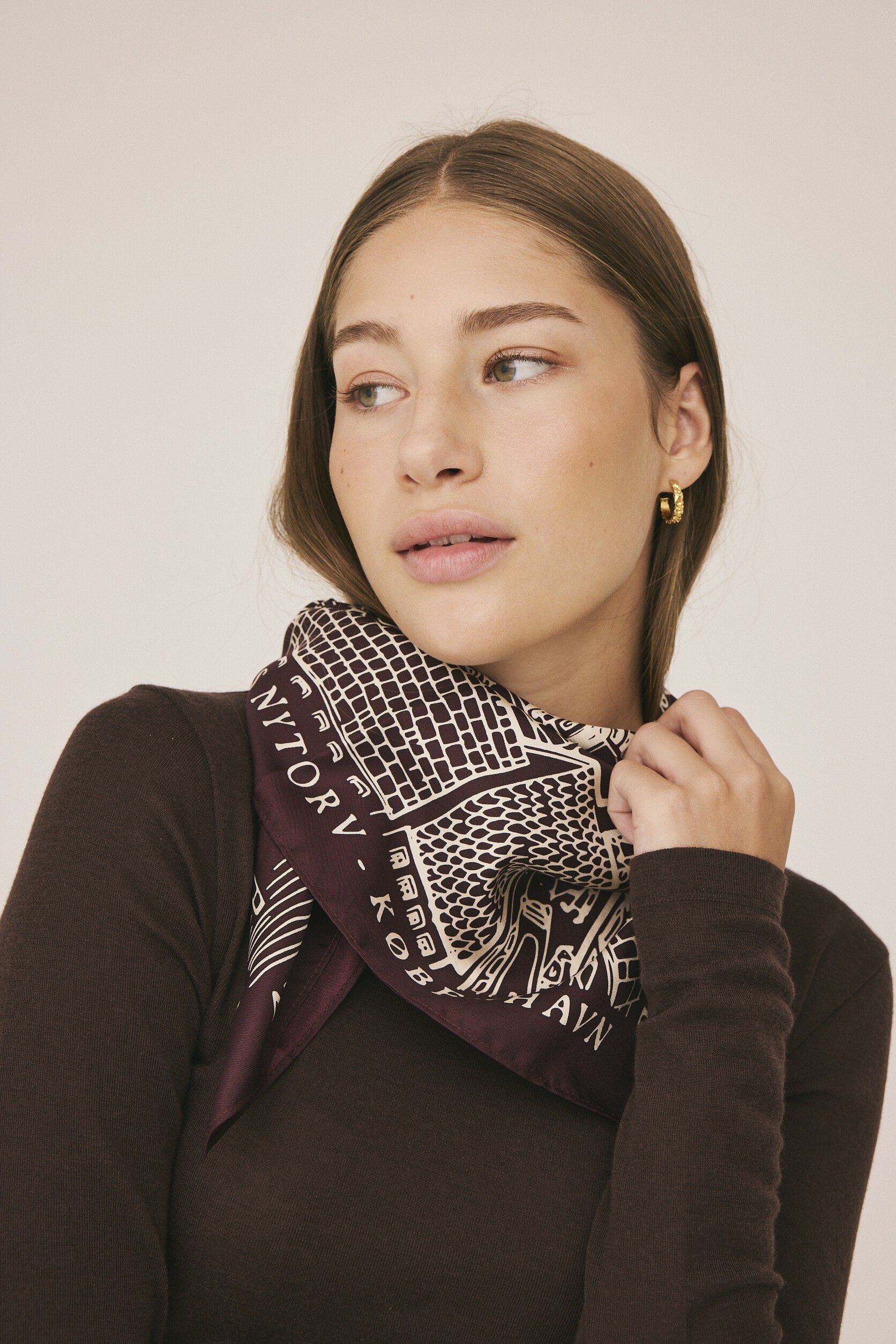 Magasin Iconic Scarf 83x83cm