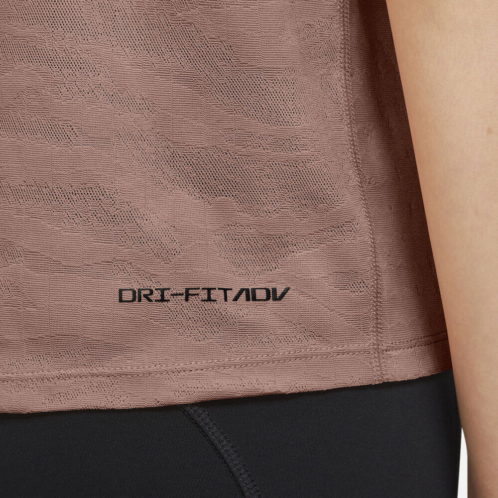 Dri Fit Adv Run Division Engineered Lobe T Shirt