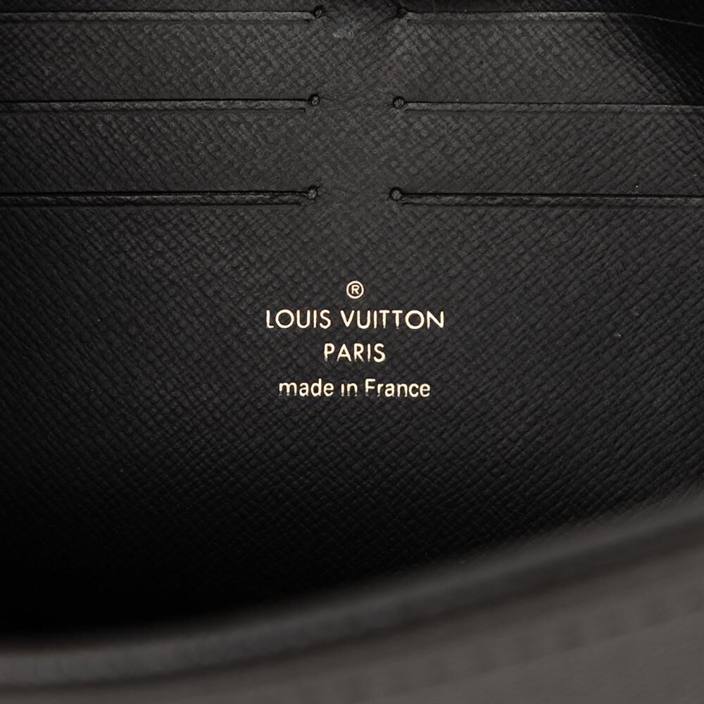 Louis Vuitton Pochette Homme