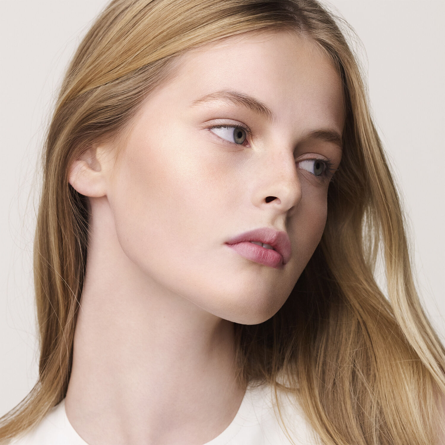 Herm&egrave;s Plein Air, H TRIO iridescent mineral powder, Corail Mojave