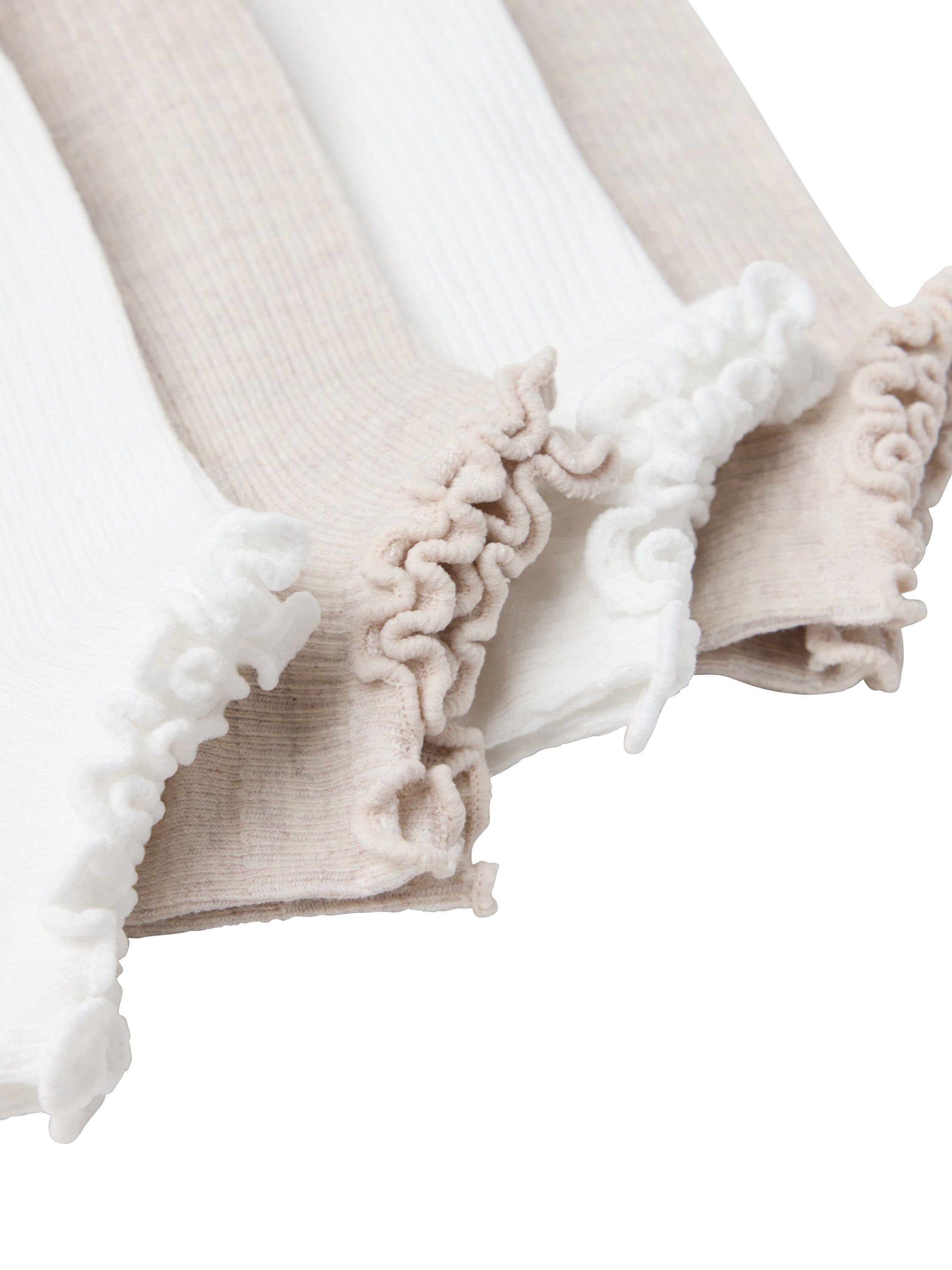 Four pairs of comfy ankle socks wit