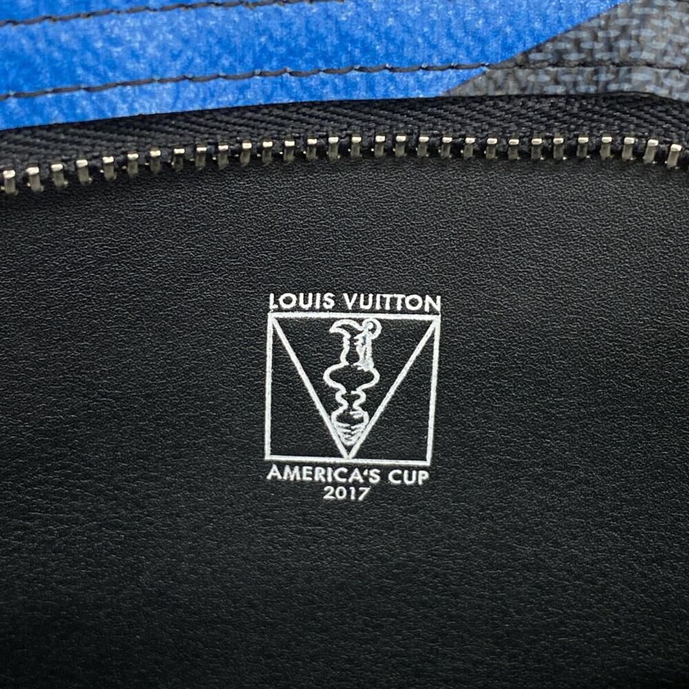 Louis Vuitton Clutch
