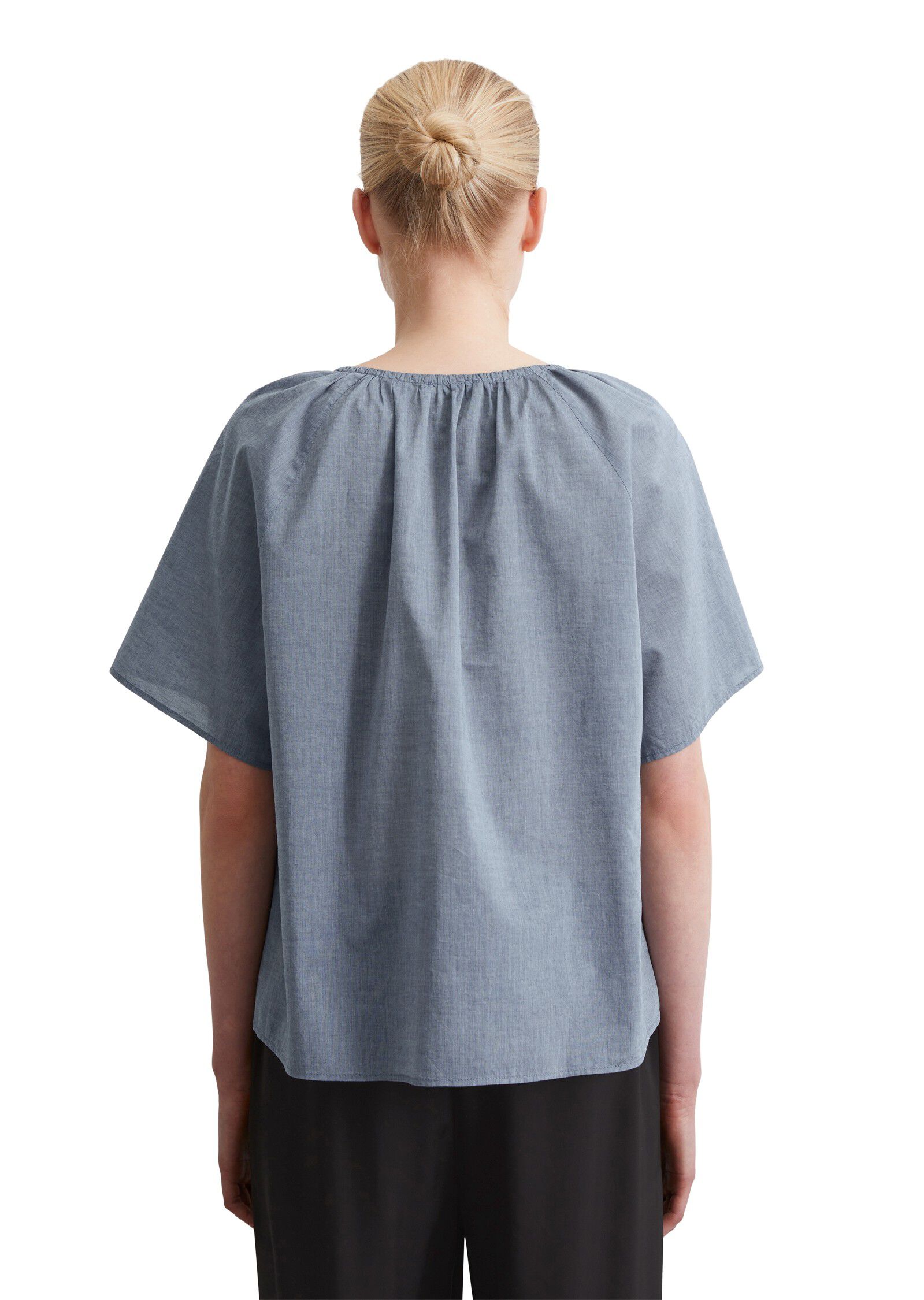 Blouse, round neck with gathering a