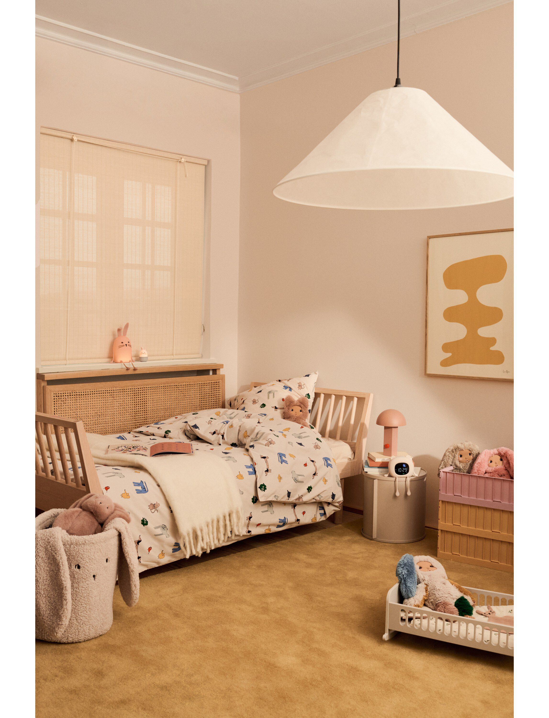 Hennie Doll Bed