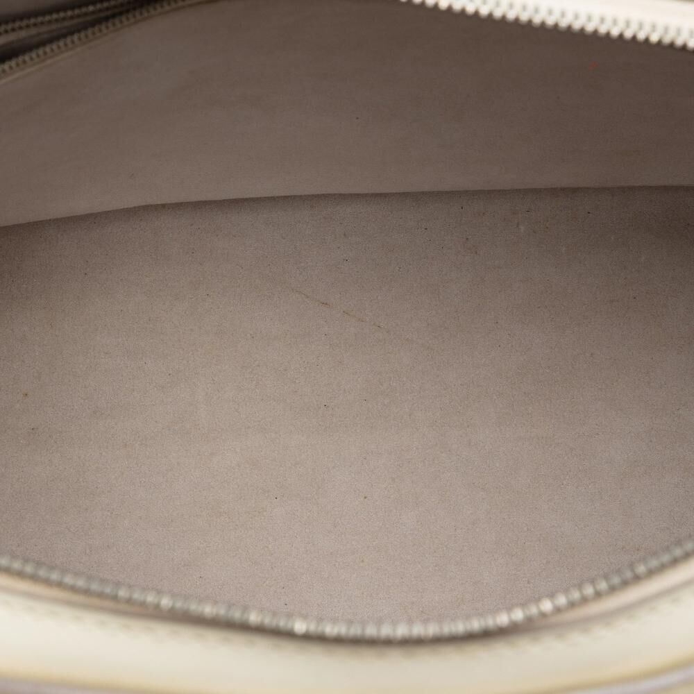 Louis Vuitton Pont Neuf