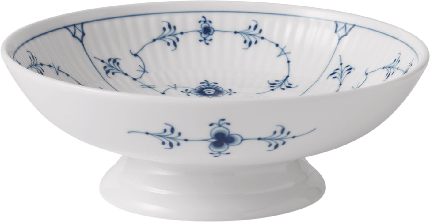 Musselmalet Riflet sk&aring;l p&aring; fod 17 cm