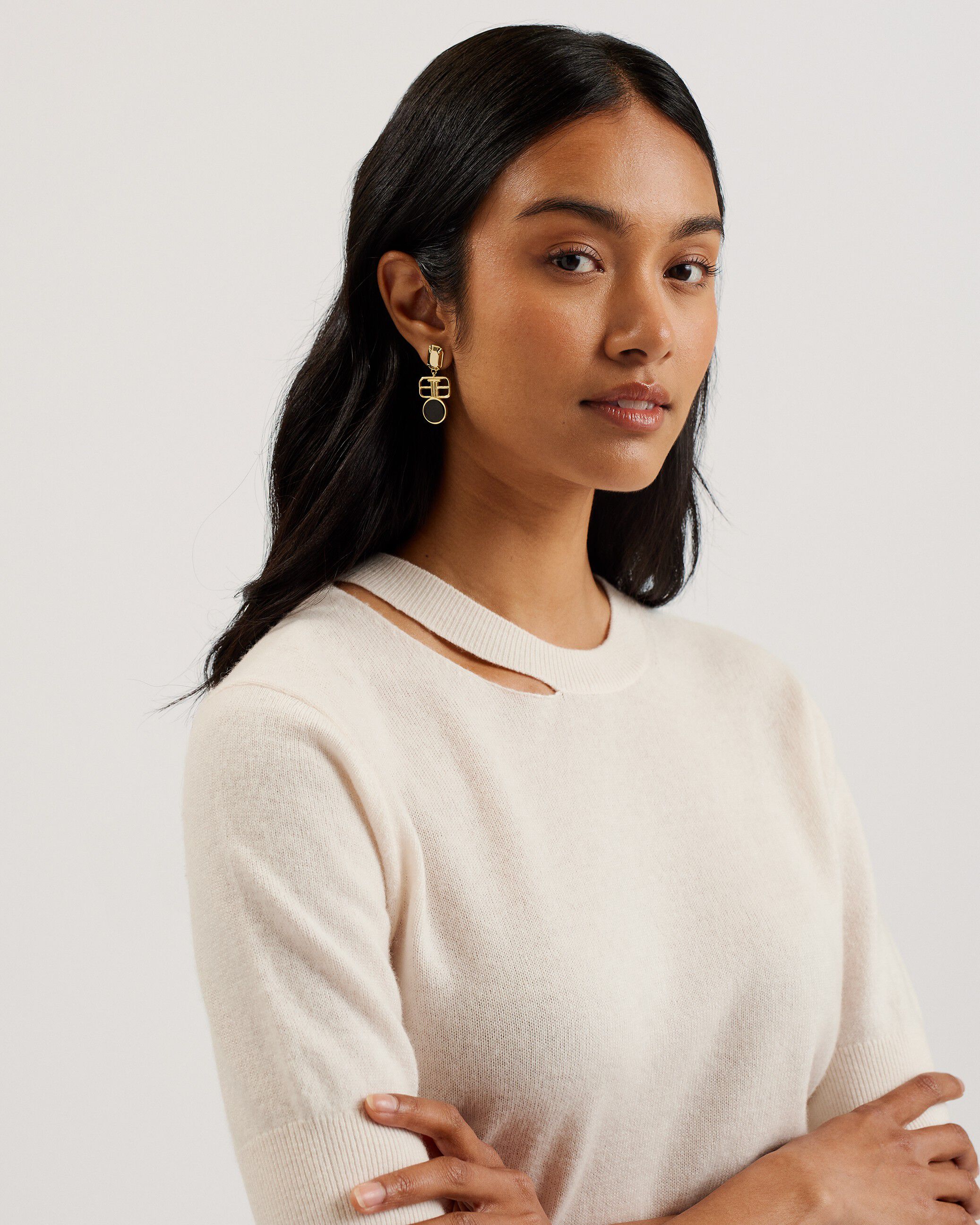 GEORGHA Cut Out Neck Knitted Tee