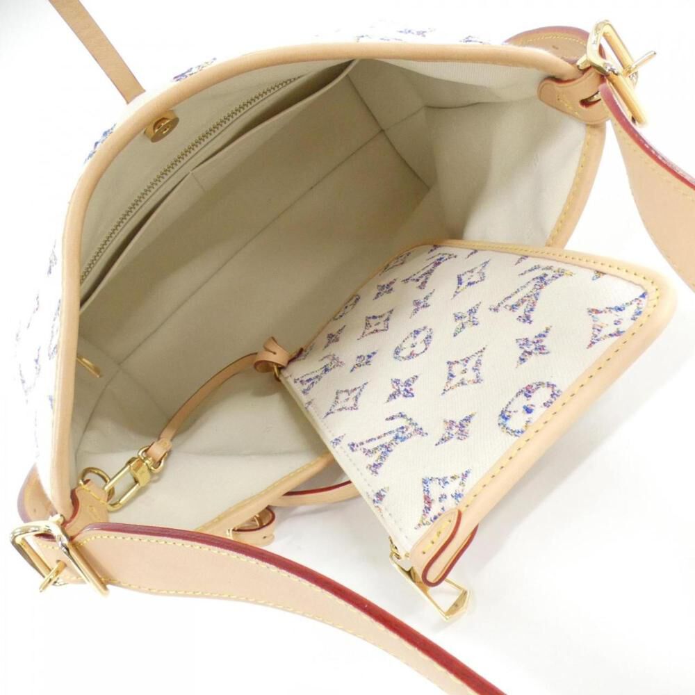 Louis Vuitton Shoulder Bags