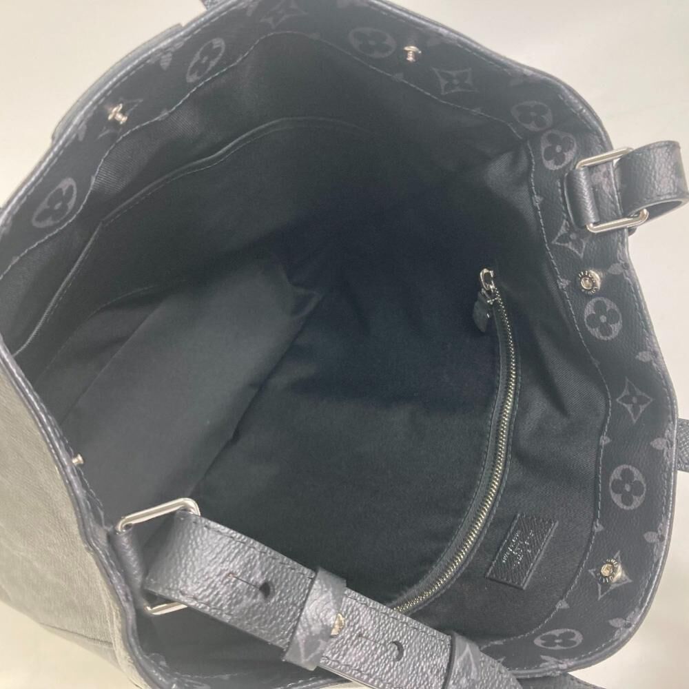 Louis Vuitton Tote