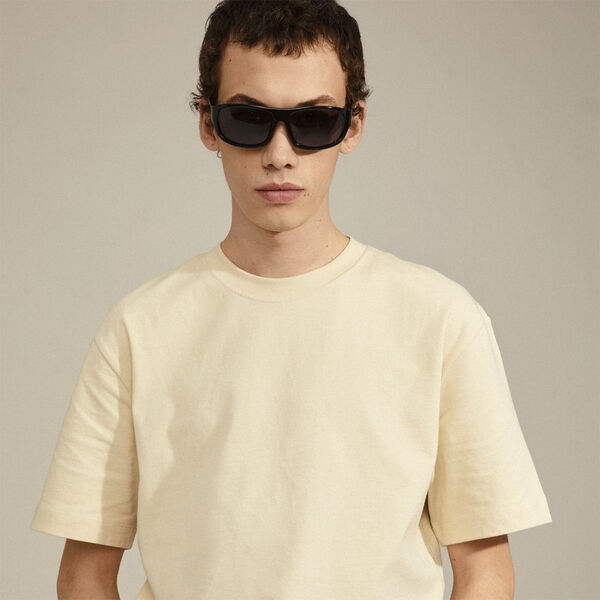 GERTRUD solbriller, sort Føl dig em