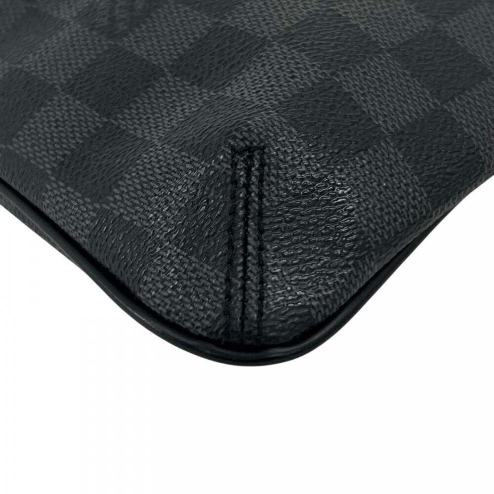 Louis Vuitton Shoulder Bags