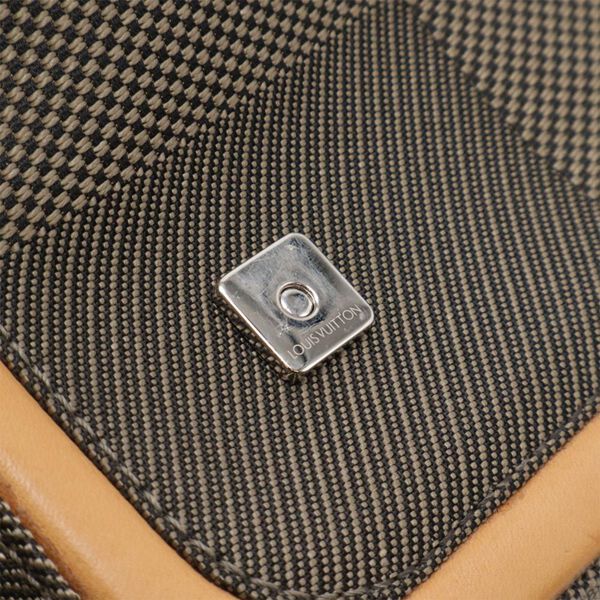 Louis Vuitton Messenger