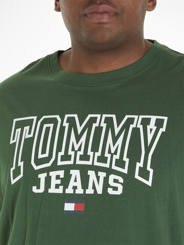 XS CLSC TOMMY TJM TEE BADGE