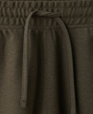 Textured cotton blend Bermuda short