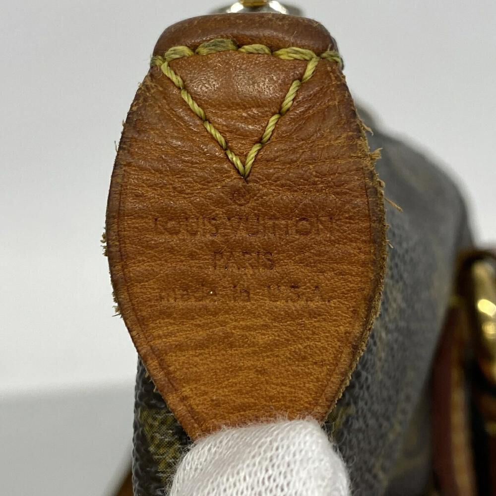 Louis Vuitton Totally
