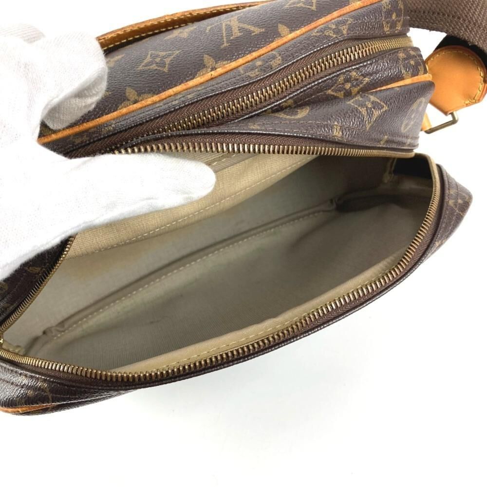 Louis Vuitton Reporter