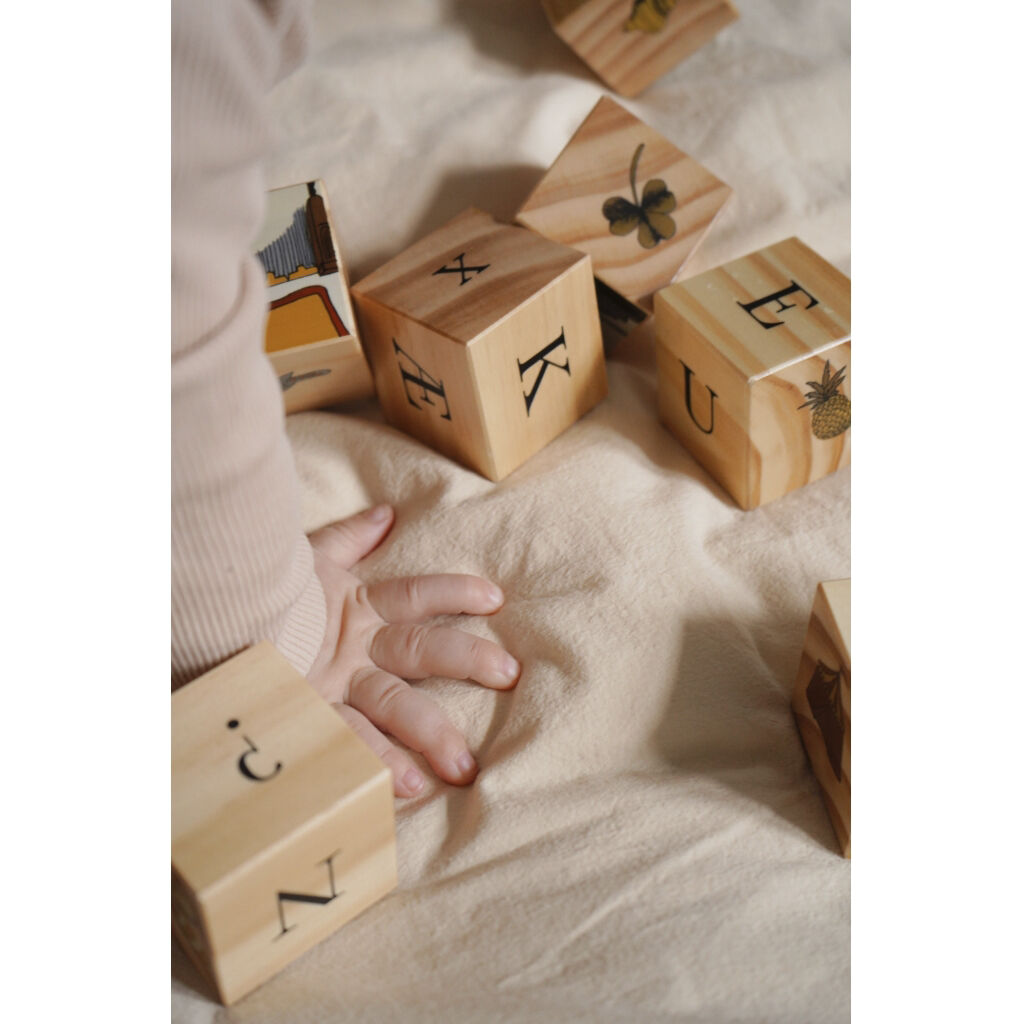 WOODEN BLOCKS