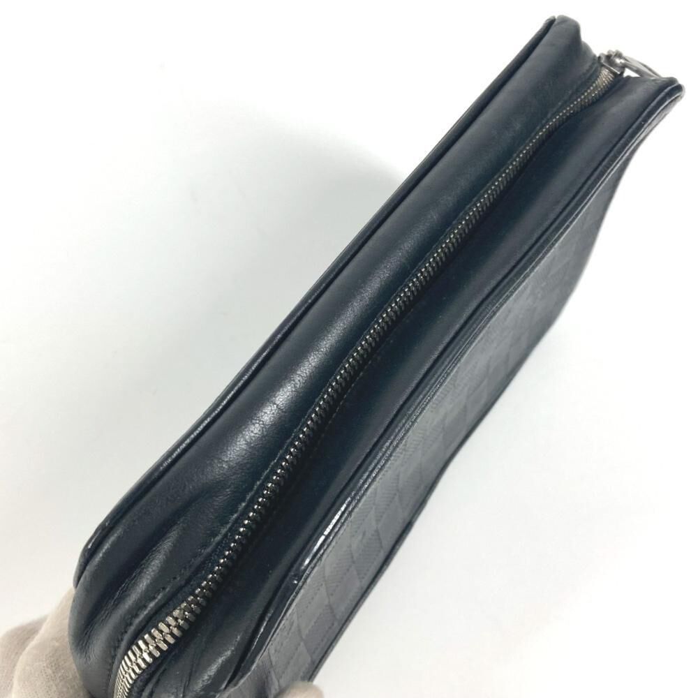 Louis Vuitton Clutch