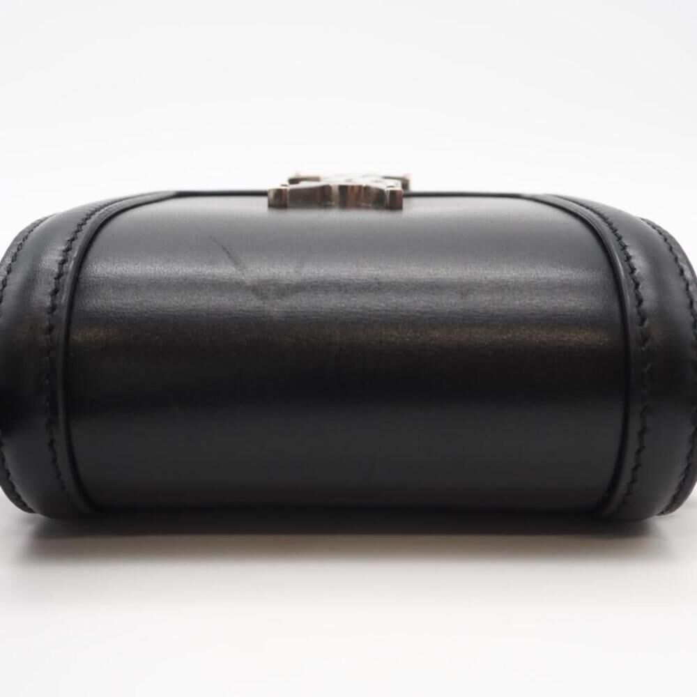 Yves Saint Laurent Shoulder Bag