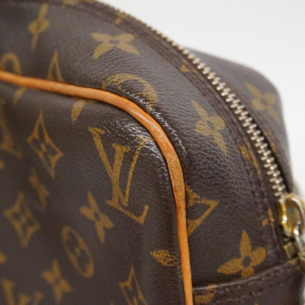 Louis Vuitton Shoulder Bags