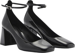 SHOES. -- FINI