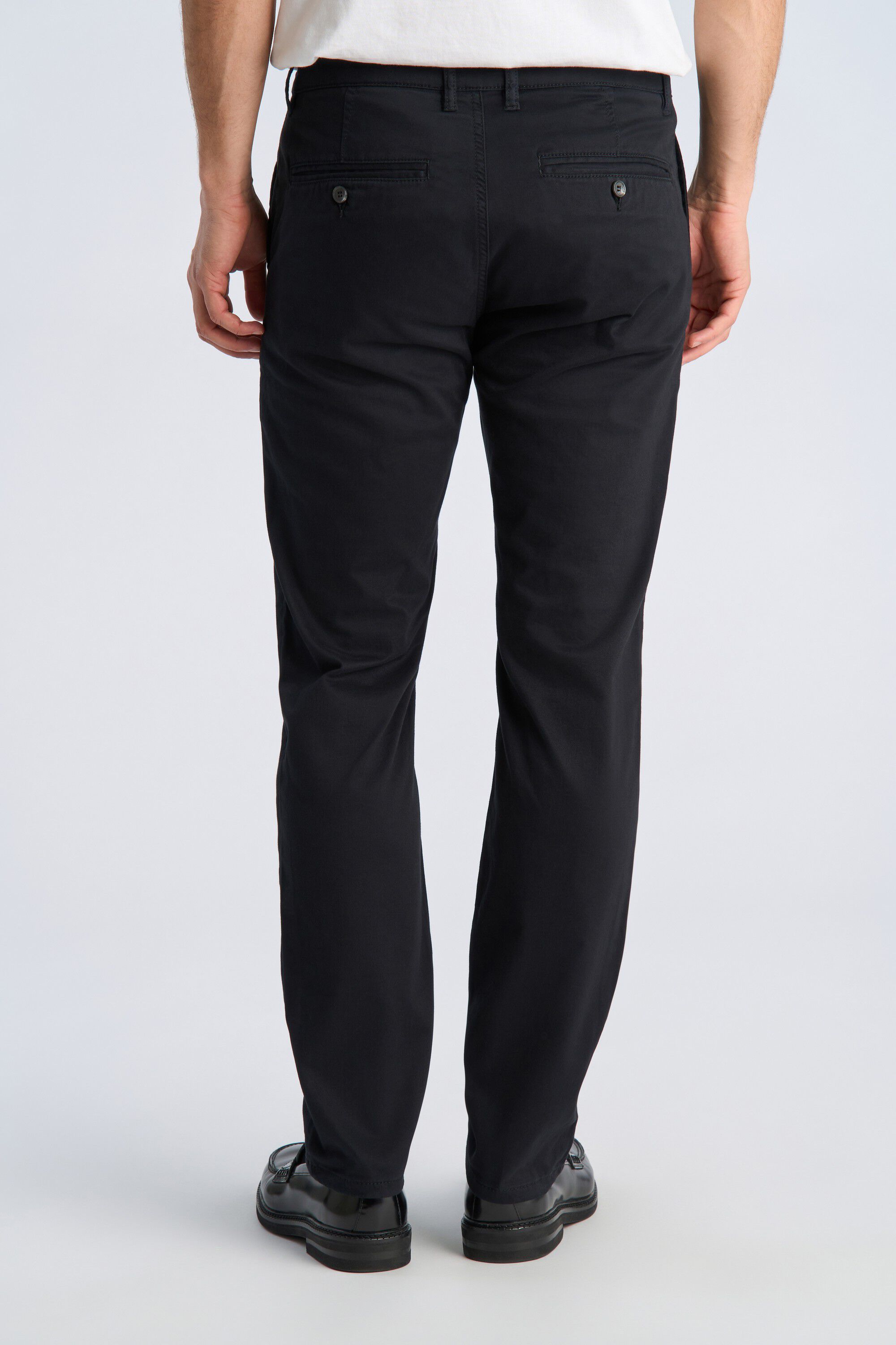 1927: Superflex chino pants