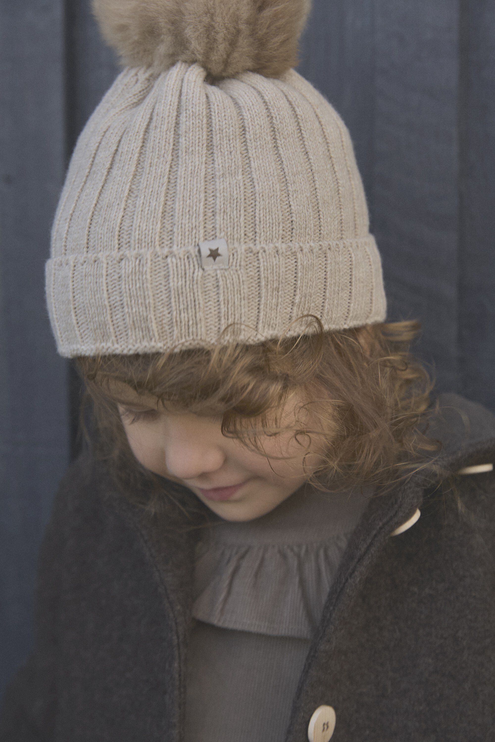 Hat Knit Alpaca Pompom