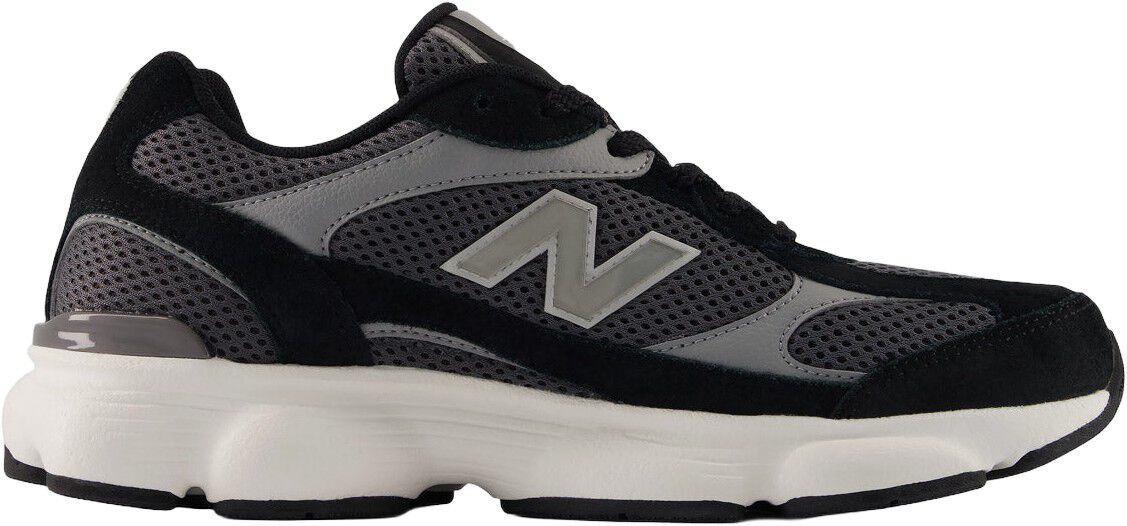 603 Sneakers