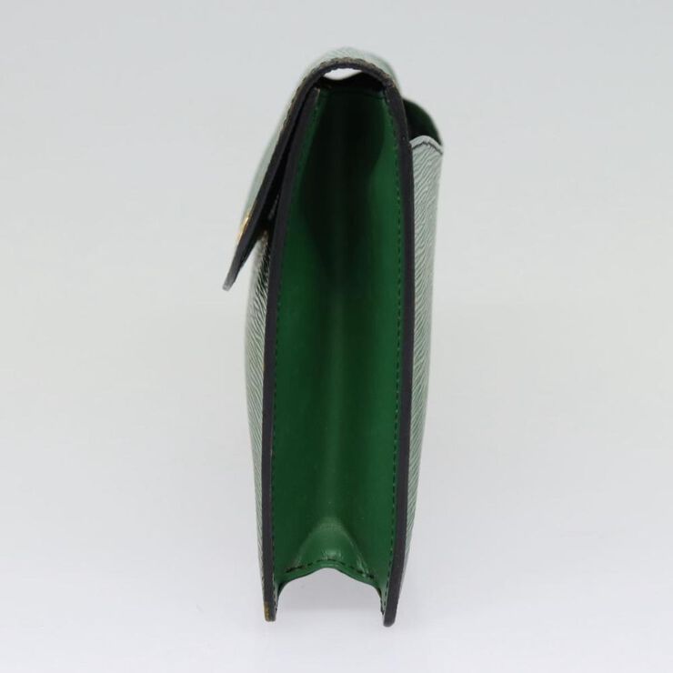 Louis Vuitton Montaigne