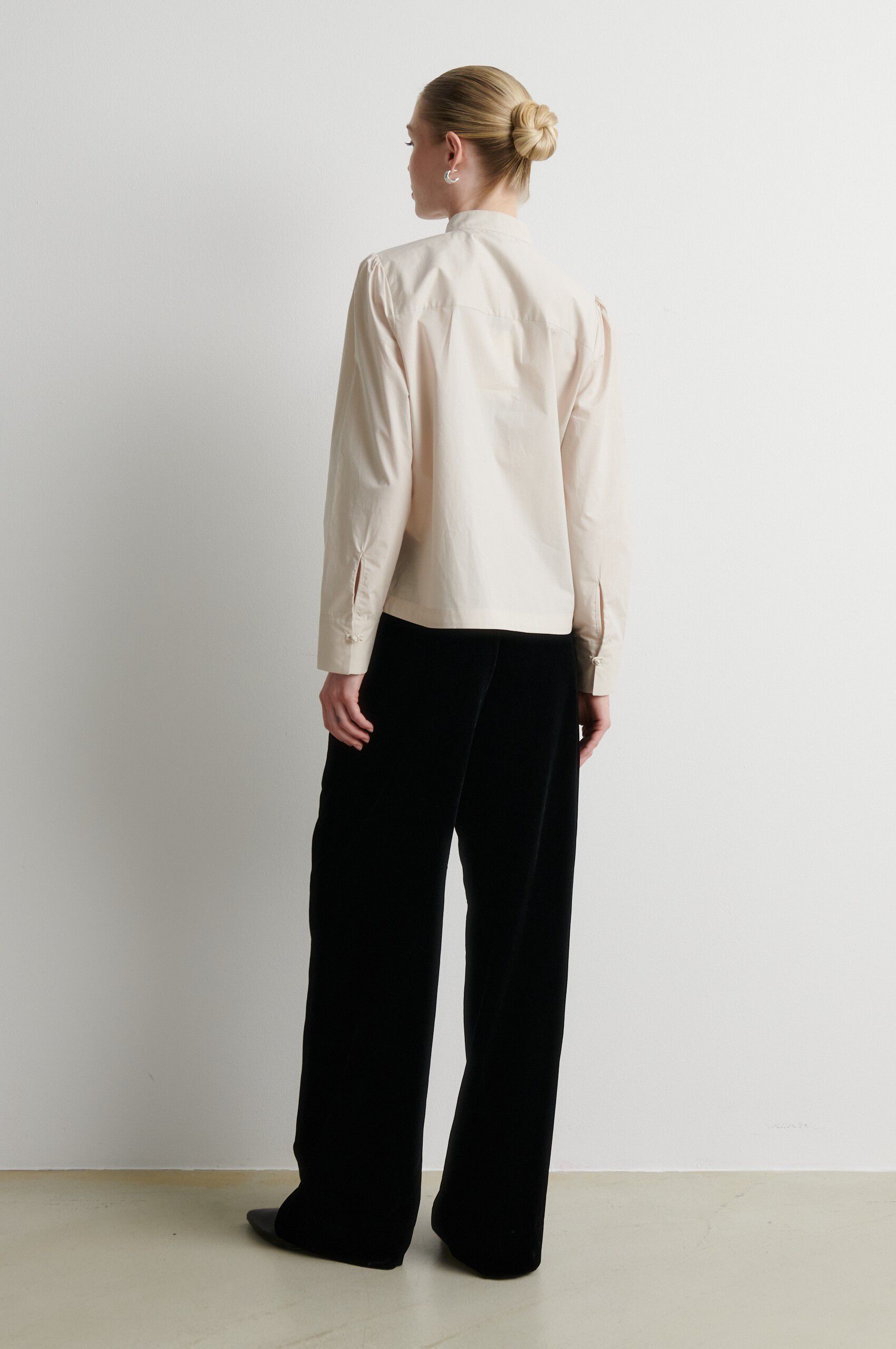 Velvetta Straight Trousers